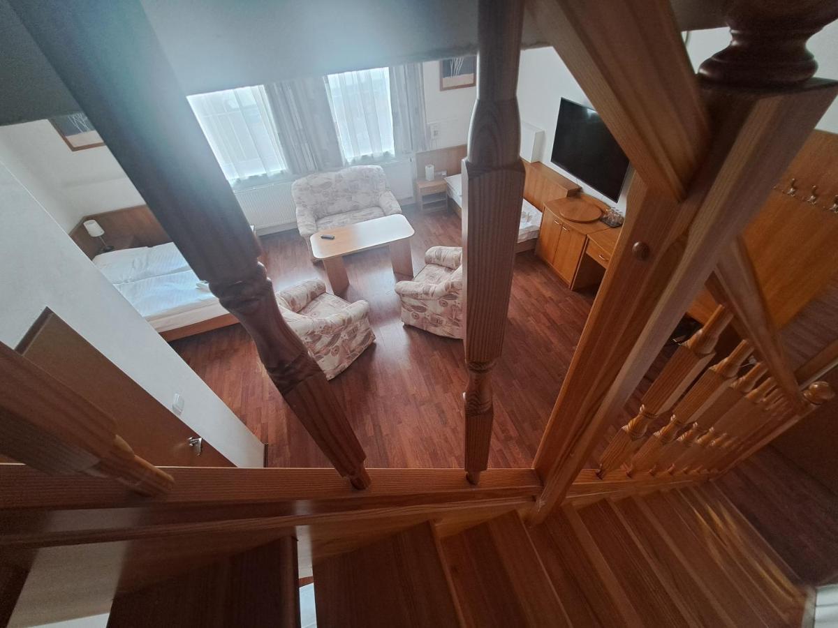 Hasicsky Hotel Přibyslav Eksteriør billede