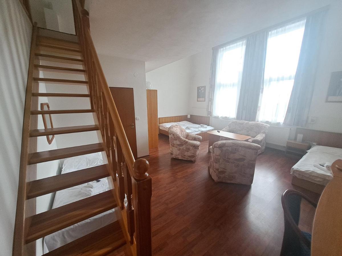 Hasicsky Hotel Přibyslav Eksteriør billede