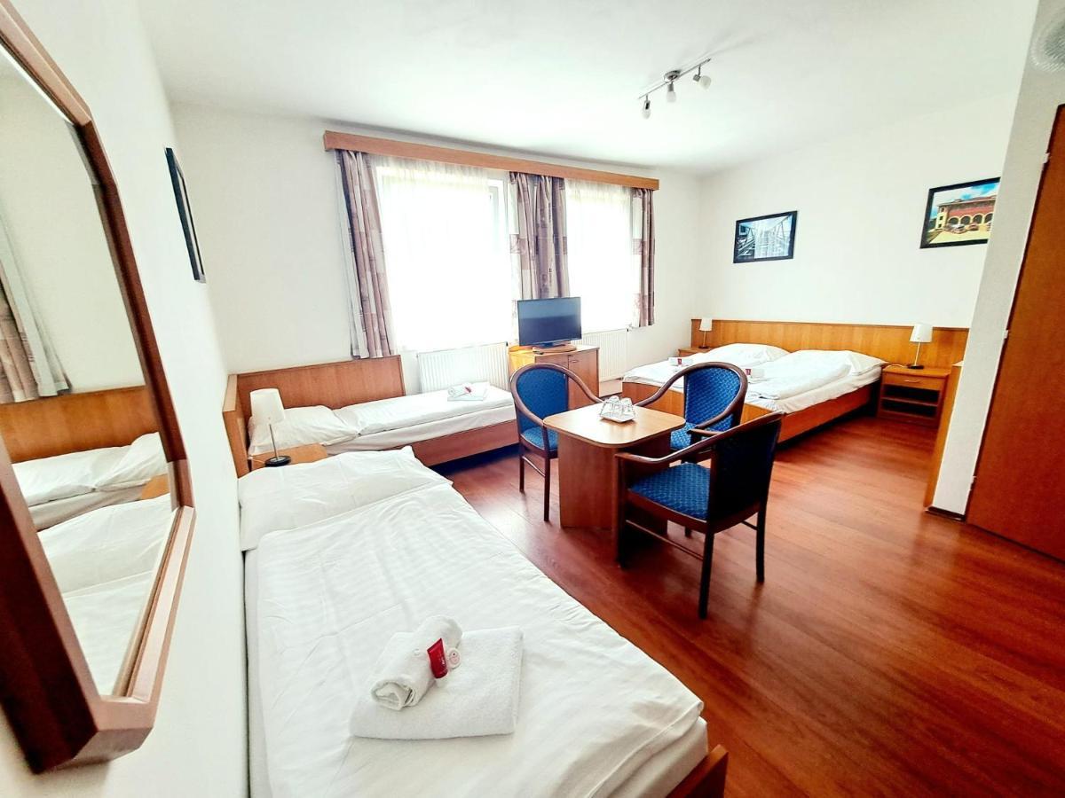 Hasicsky Hotel Přibyslav Eksteriør billede
